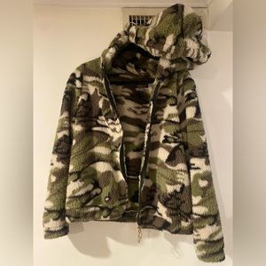 Camo fuzzy zip up